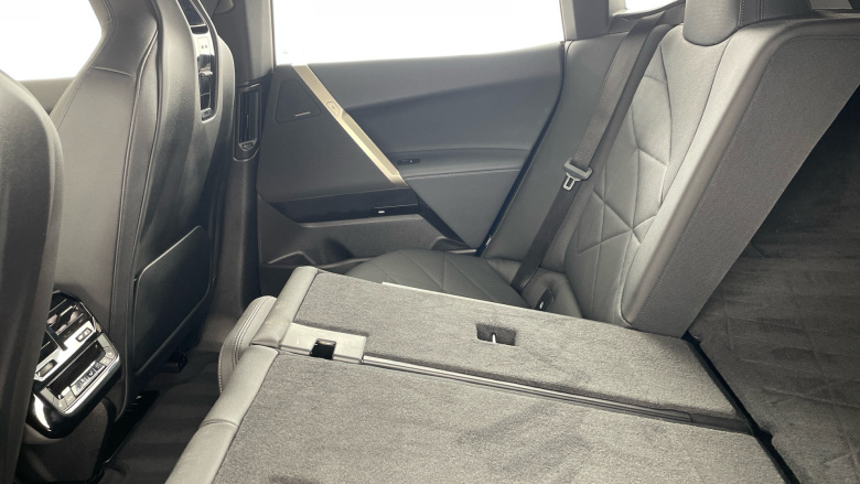 BMW iX 240kW xDrive40 M Sport 76.6kWh 5dr Auto Electric Estate